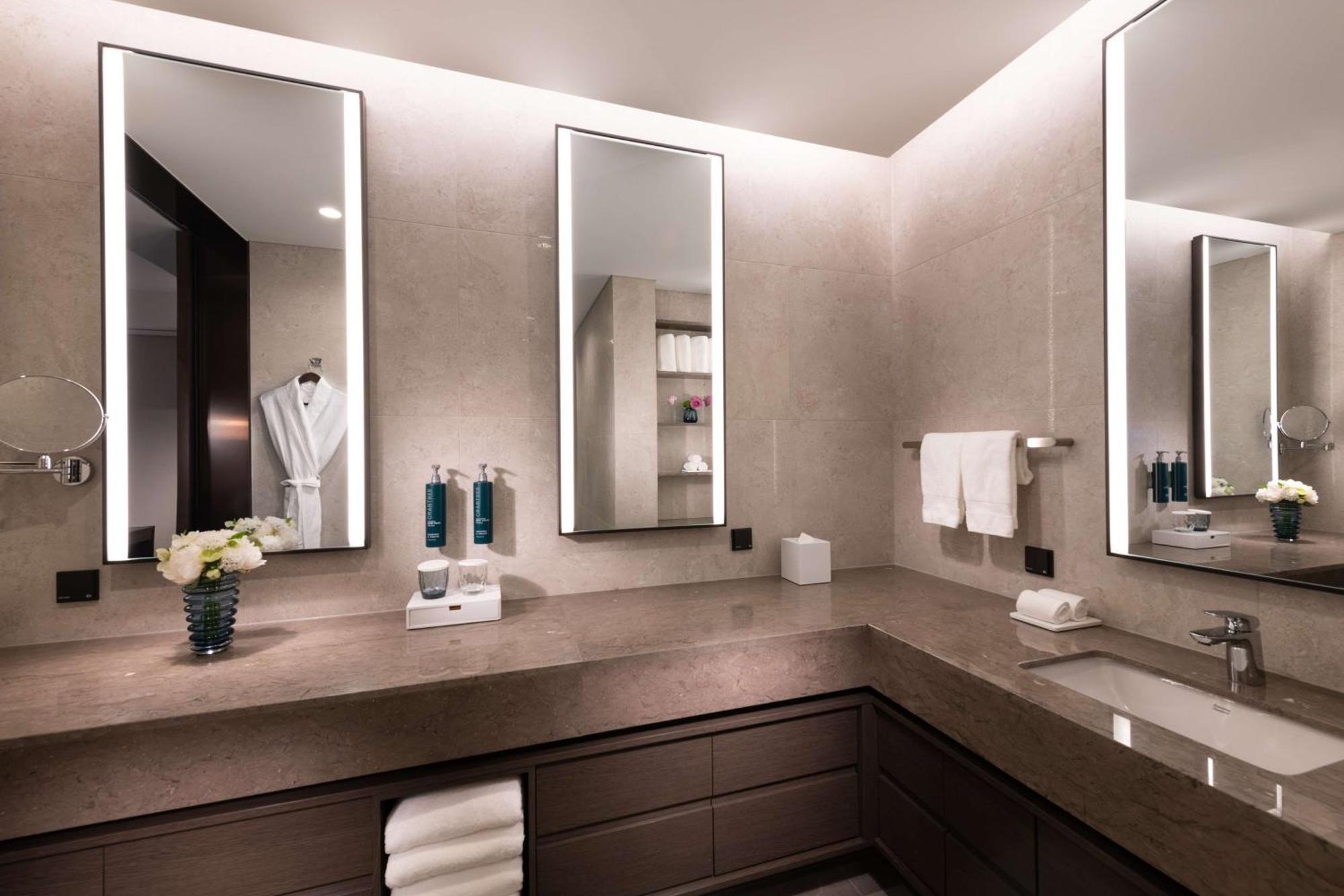 Doubletree By Hilton Seoul Pangyo Residences Seongnam Exterior photo