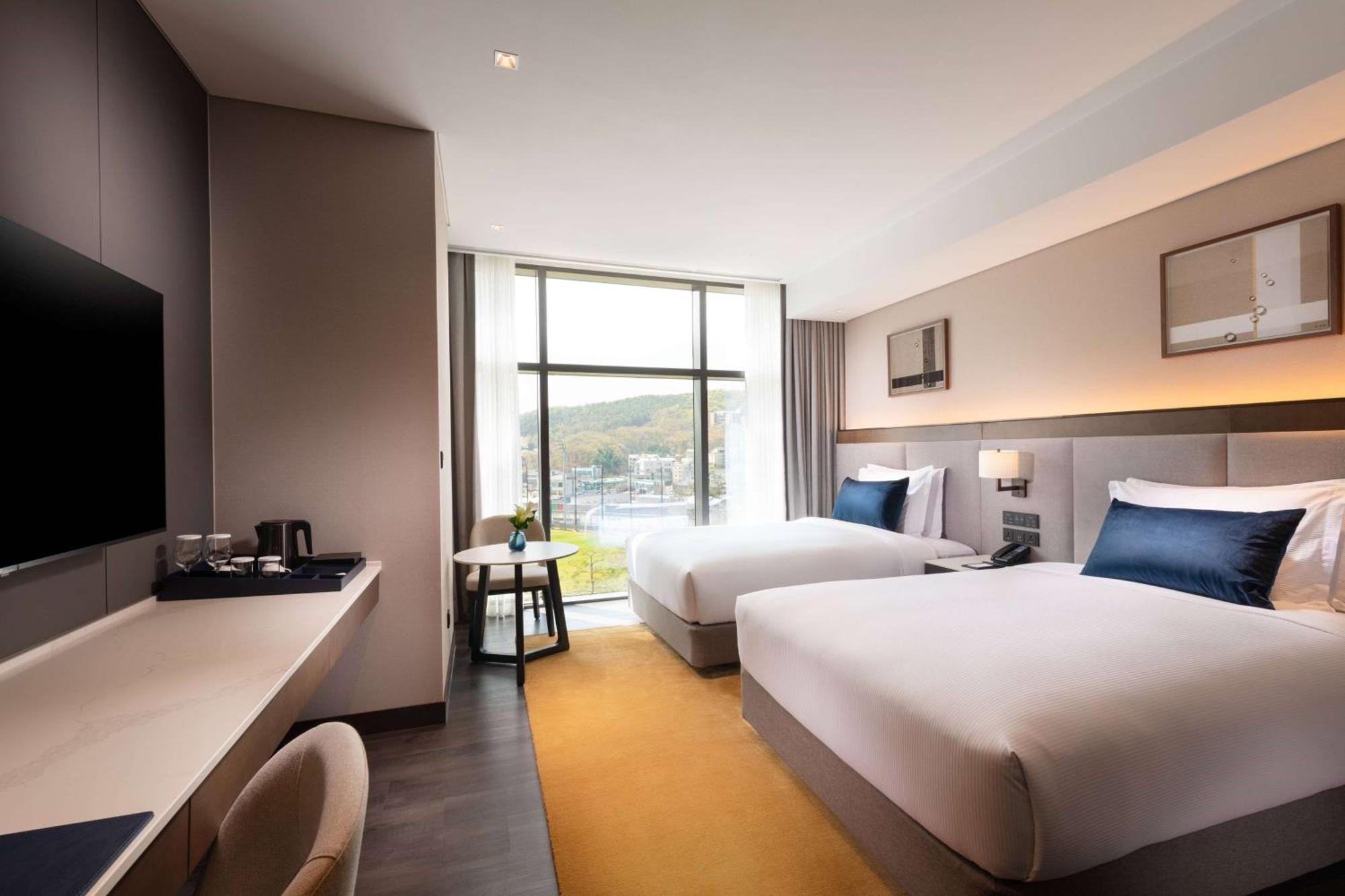 Doubletree By Hilton Seoul Pangyo Residences Seongnam Exterior photo